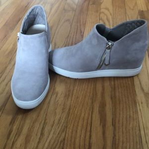 EUC Dr. Scholl’s platform sneaker size 9